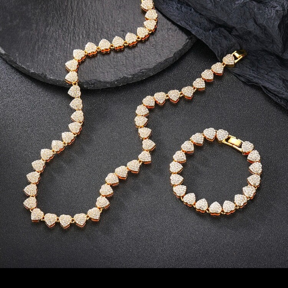 Elegant Gold and Silver Women's Jewelry Set